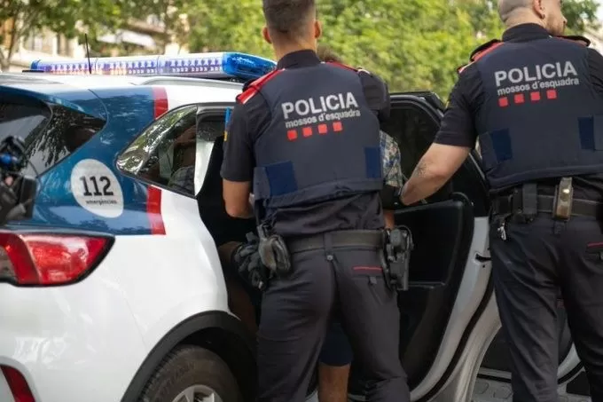 Detenidos diez menores por asaltar a homosexuales a los que citaban por aplicaciones