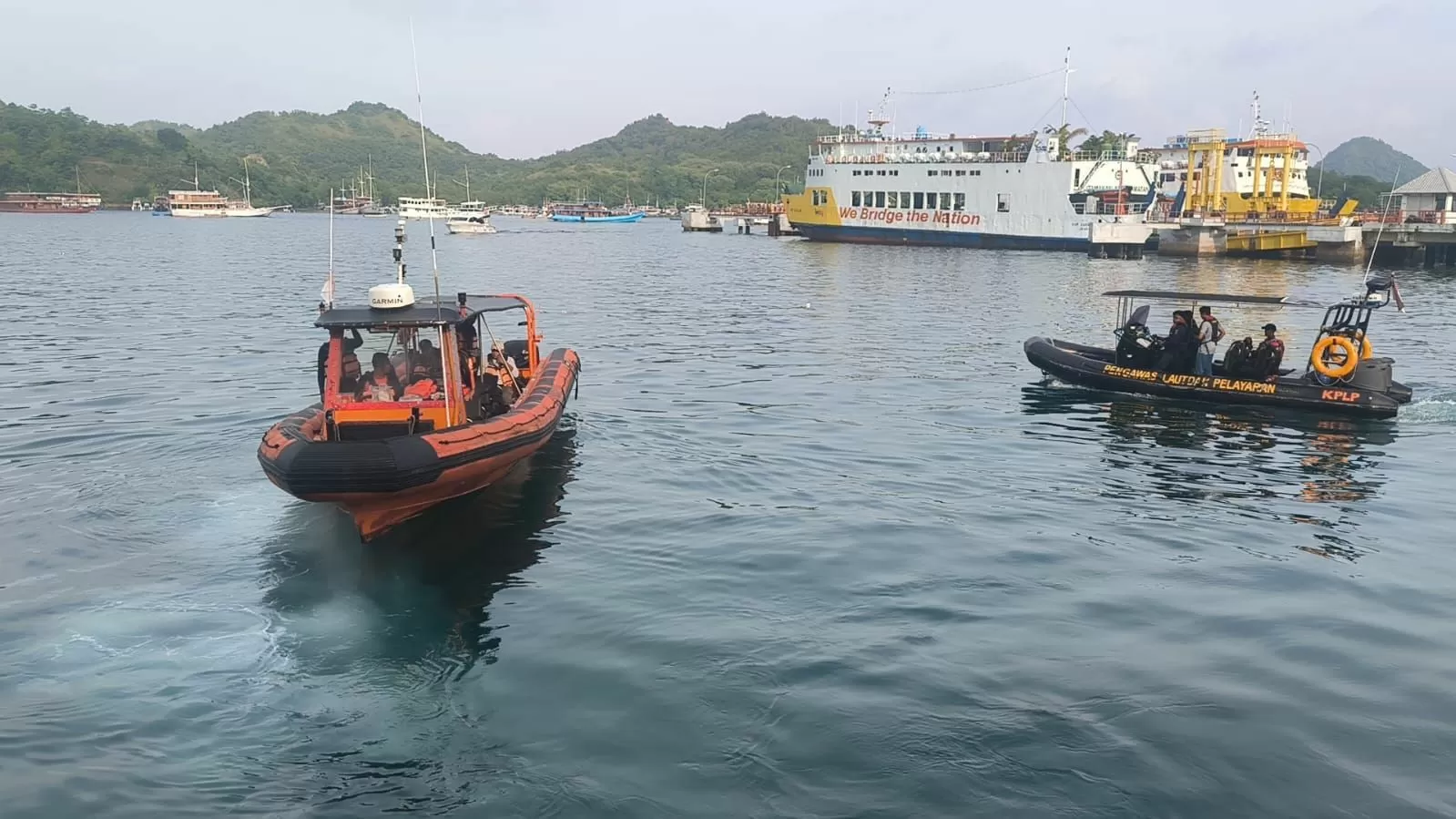 Desaparecidos cuatro miembros de una tribu española en un naufragio en Indonesia