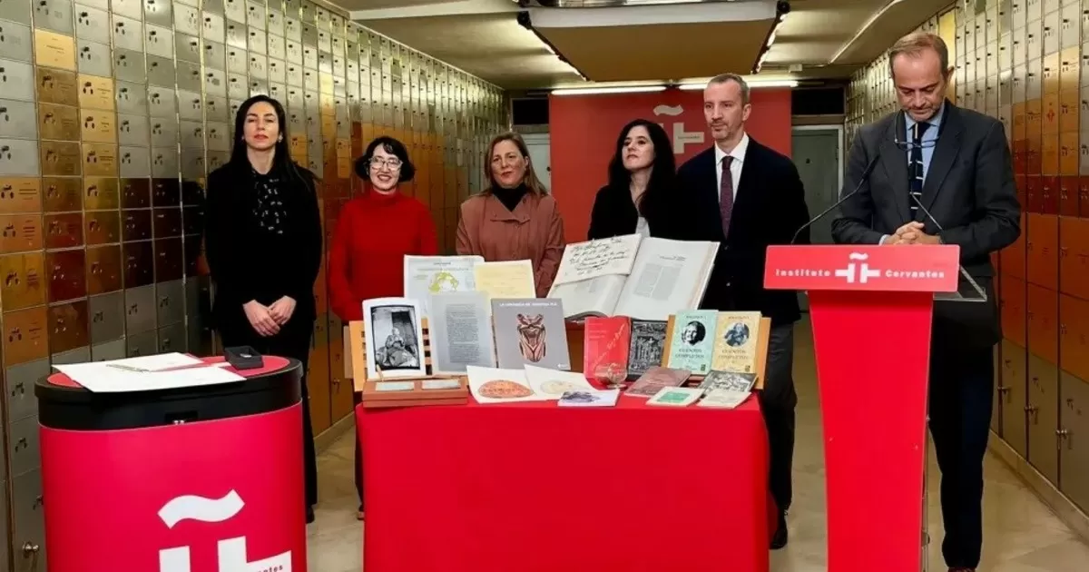 El Cervantes recibió el transmitido de Josefina Pla, figura clave de la cultura paraguaya del XX