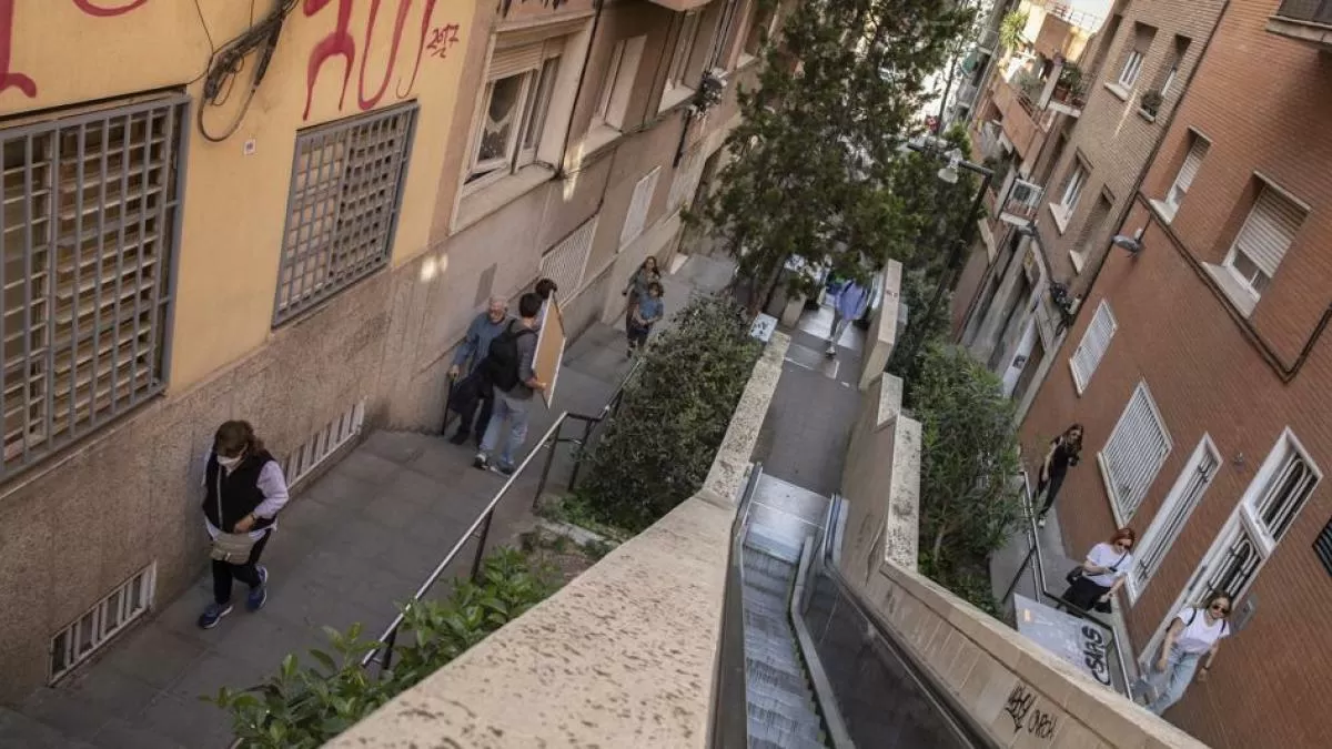 Collboni promete espina renovación integral de las escaleras mecánicas y ascensores urbanos
