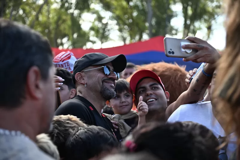 Sugestivo acción de Verón con uno de los intendentes más cercanos a Kicillof