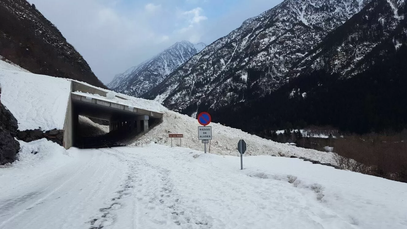 Rescatan el cadáver del montañero atrapado por un alud en el cuenca de Bielsa (Huesca)