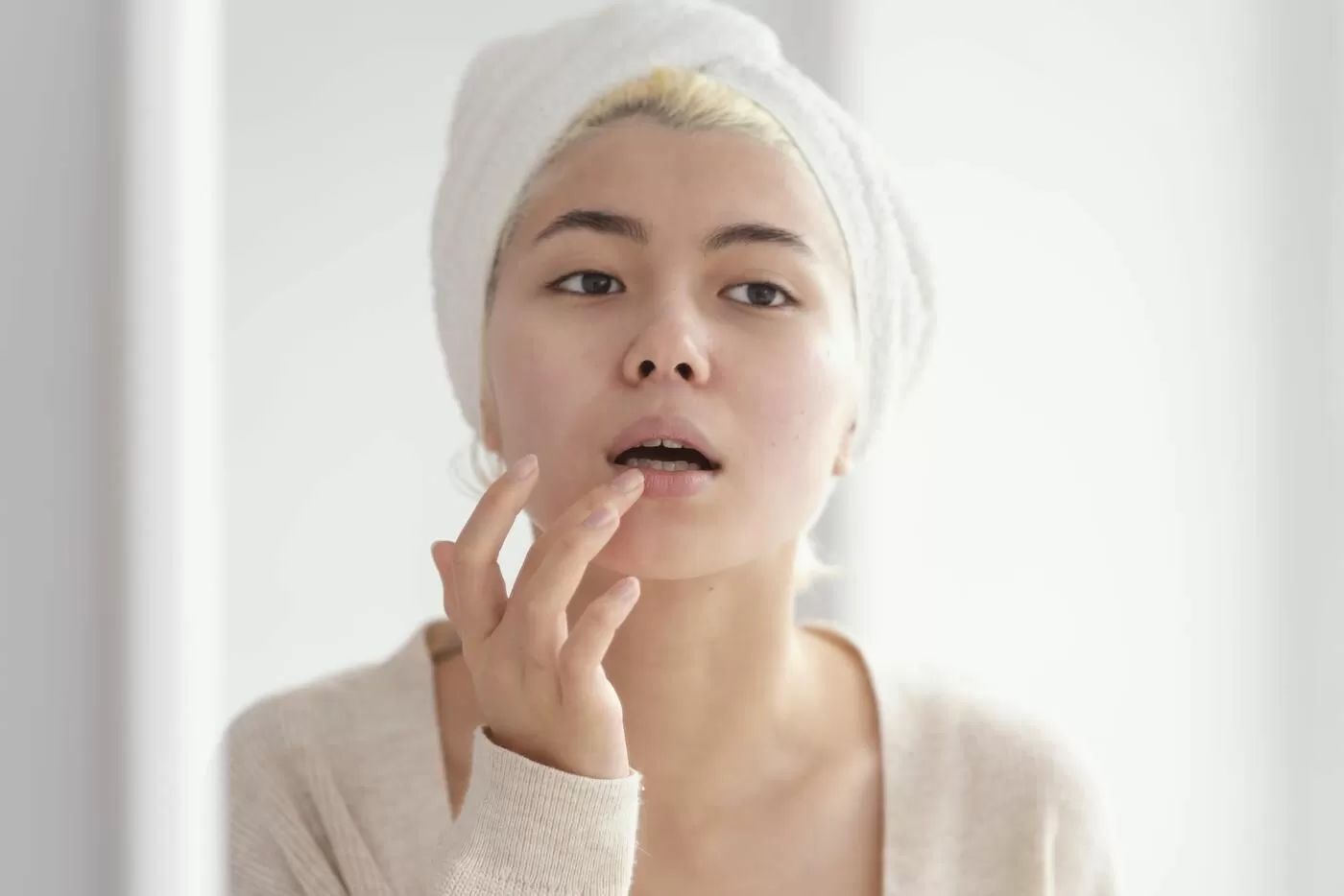 Un exploración demuestra que existen cambios neuronales similares al Alzhéimer relacionados con el herpes labial