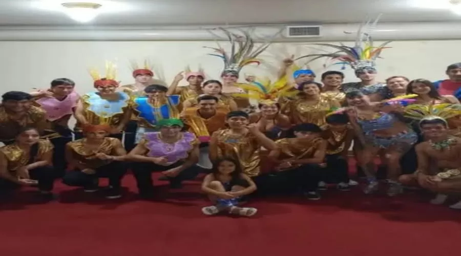 La séquito Arco Iris denuncia la falta de previsión de Cultura y se baja de la primera noche de carnaval Rivadavienses 2026
