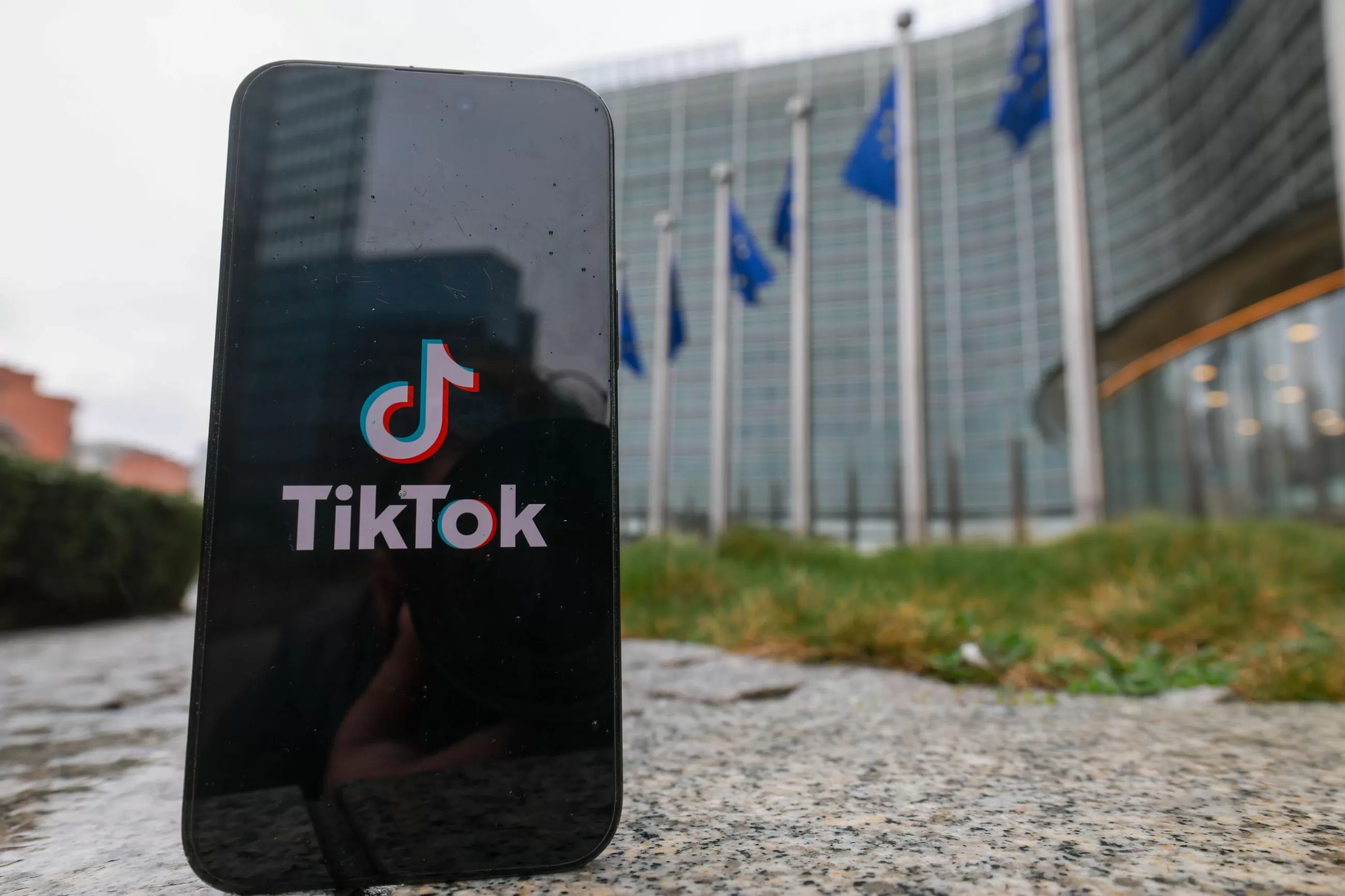 Bruselas concluye que el diseño "adictivo" de TikTok vulnera la ordenanza comunitaria