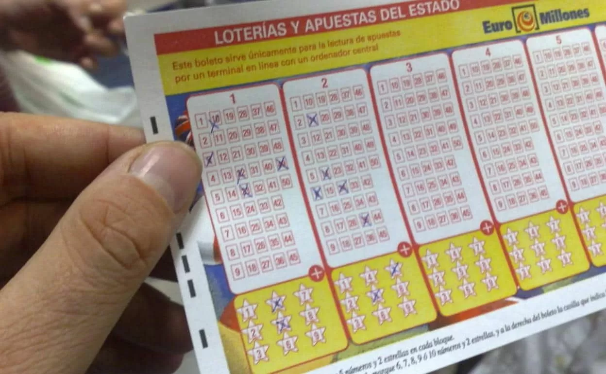 Adiós a echar la lotería a boleo: el matemático Edvin Hiltner aconseja usar patrones equilibrados para aumentar las posibilidades de conseguir