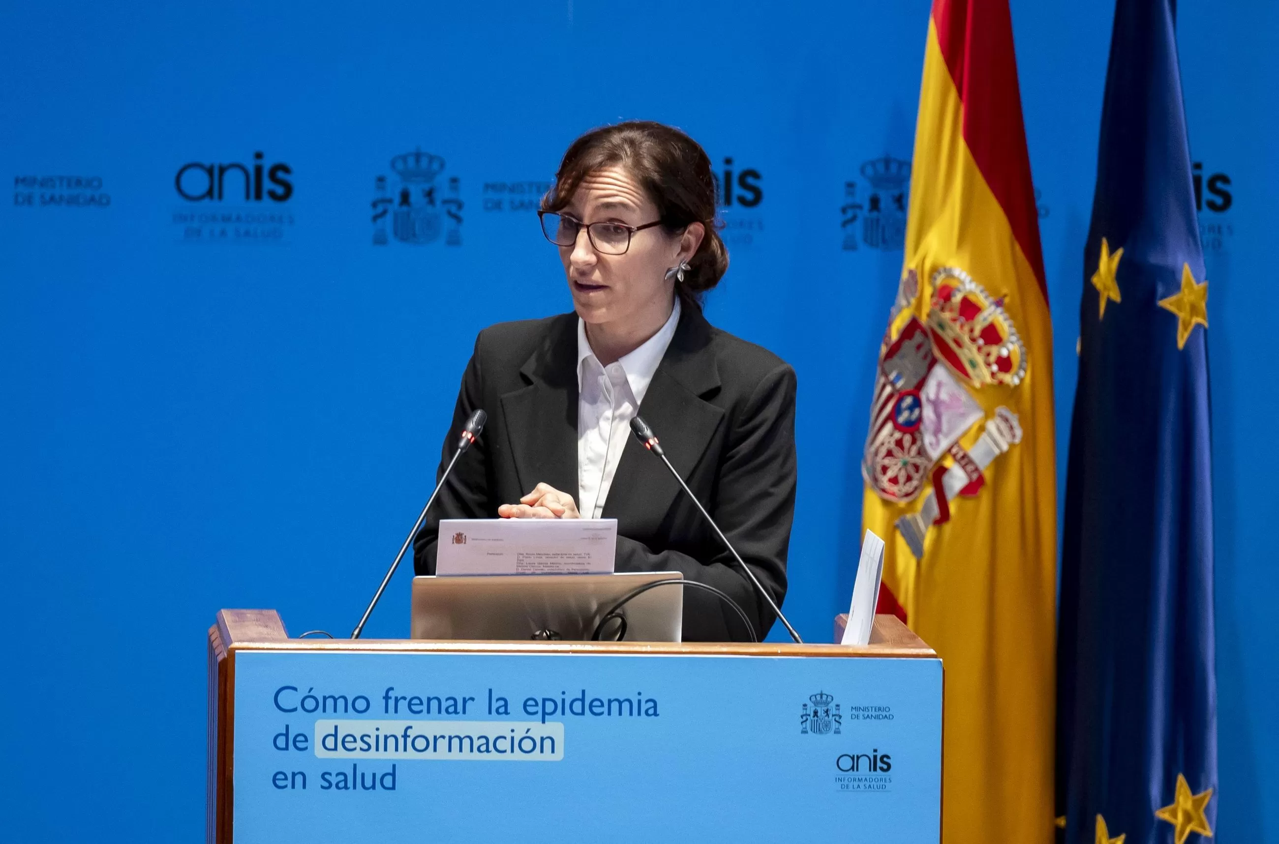 Mónica García alerta del sorpresa negativo de la desinformación en la protección de la salud y la democracia