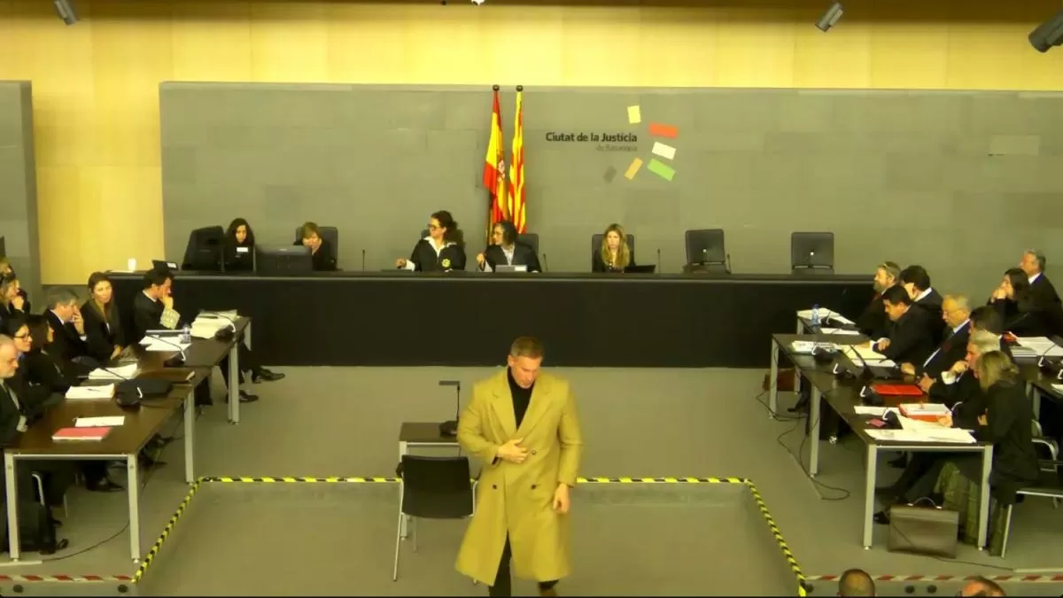 El notario y el abogado que estafaban a ancianos aceptan incluso 4 años de cárcel
