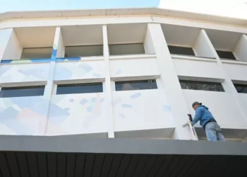 Alak recupera un construcción icónico del centro de La Plata como nuevo centro administrativo de la Municipalidad