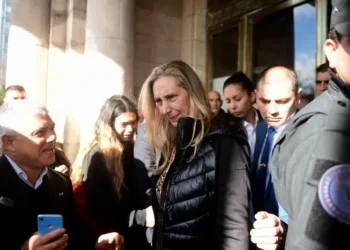 Karina quiso registrar el partido en provincia pero enfrenta una denuncia por robo de latifundio intelectual