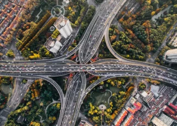 “Desafíos y logros en la economía mundial”