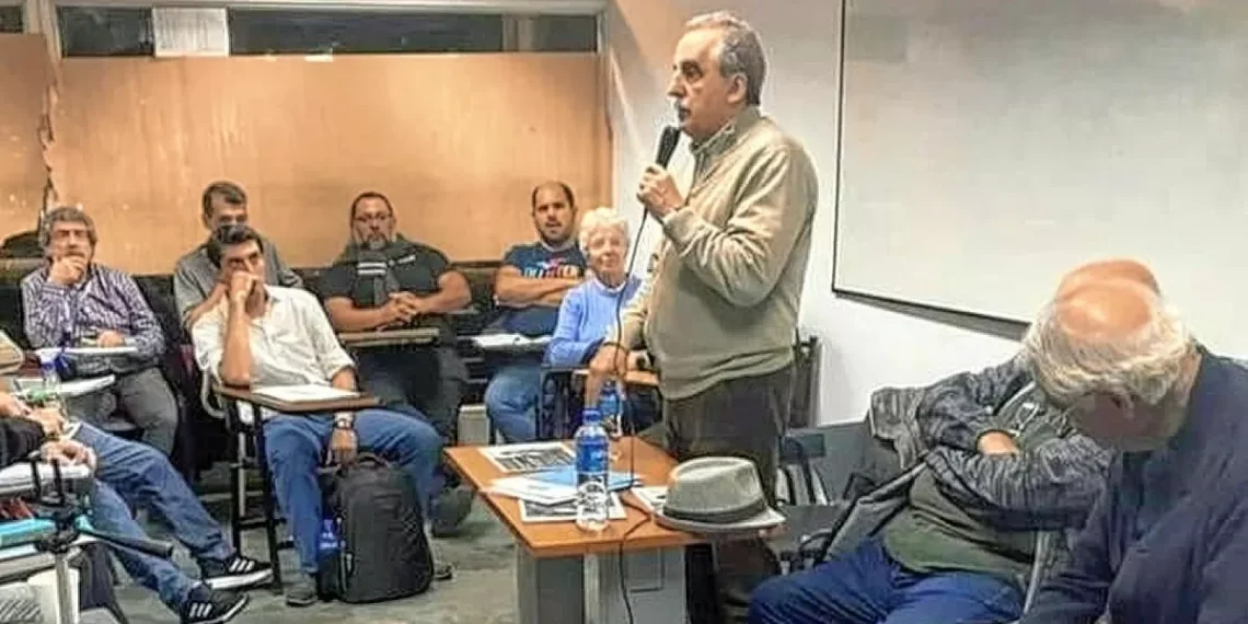 En el medio de la unificación del peronismo, la cátedra campechano de Guillermo Moreno sigue creciendo