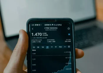 “La Economía y su impacto en el bienestar social”