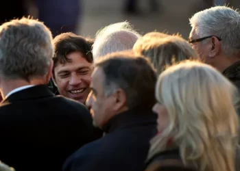 Kicillof se suma a la marcha sindical de San Cayetano contra Milei y esperan escaparse la Plaza de Mayo