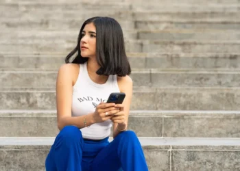 “La Revolución Tecnológica: Un Cambio Impresionante en Nuestras Vidas”