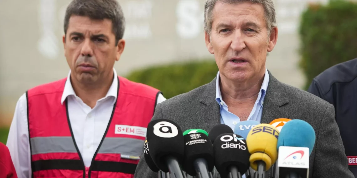 Alberto Núñez Feijóo: “El Gobierno no nos ha informado de mínimo”