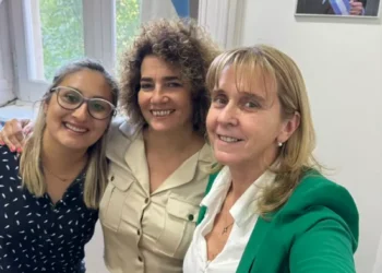 Un concejal de Milei denunció que sus compañeras le robaron una cadena de dorado y una Montblanc