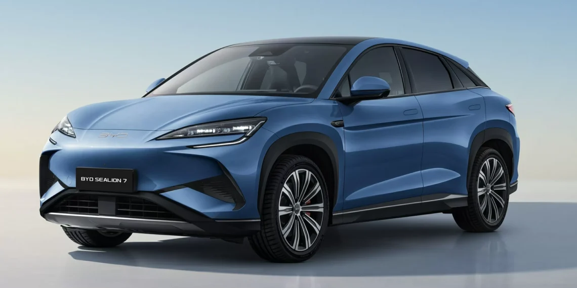 BYD suma un tercer SUV D para su gama: el Sealion 7