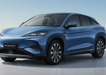 BYD suma un tercer SUV D para su gama: el Sealion 7