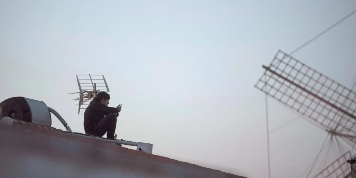 Una madre demanda a Character.ai por la muerte de su cría, obsesionado con una mujer irreal