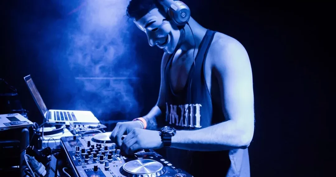 “La Música: Emociones y Viajes a través del Sonido”