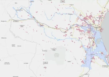 La Universidad de Valencia crea el primer plano de la impresionante área inundada por la DANA