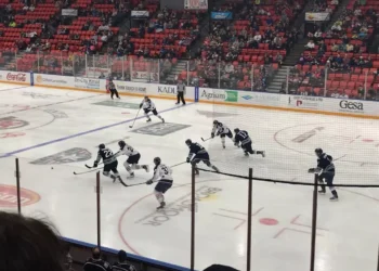 “Descubre la emoción y superación en el deporte”