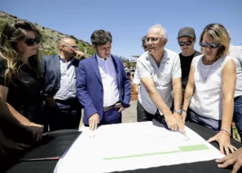 Tras pincho inversión de 1.200 millones, Kicillof reinaugura el icónico autódromo de Balcarce