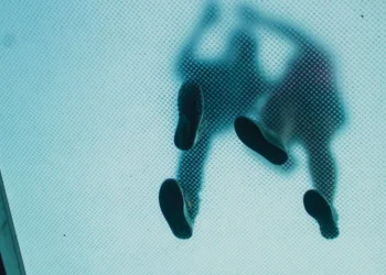 “La Economía: Motor del progreso y bienestar social”