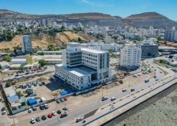 Othar recorrió la obra de la Clínica polifacético, un centro de alta complejidad que fortalecerá el sistema de salud en Comodoro