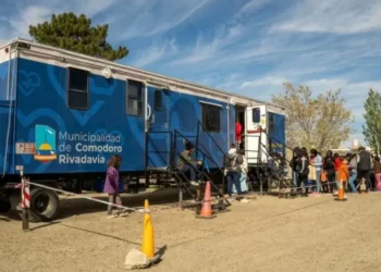 “Salud en tu Barrio” comenzó su atención en Km 8