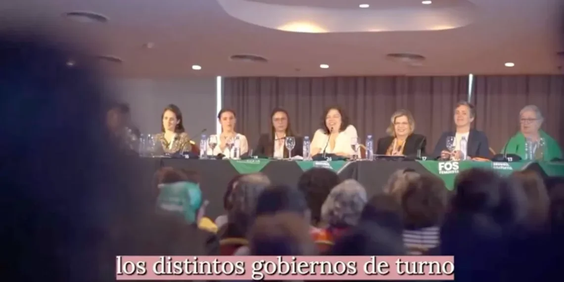 El gabinete cuestionó las políticas de género en un mensaje por el Día de la Mujer