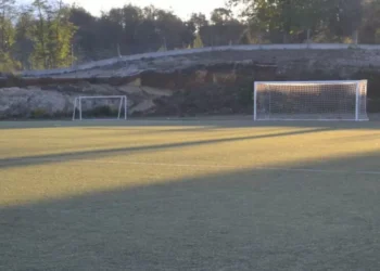 La terna arbitral suspendió la marcha de partidos de Las Piedritas en el Andrés Martin 