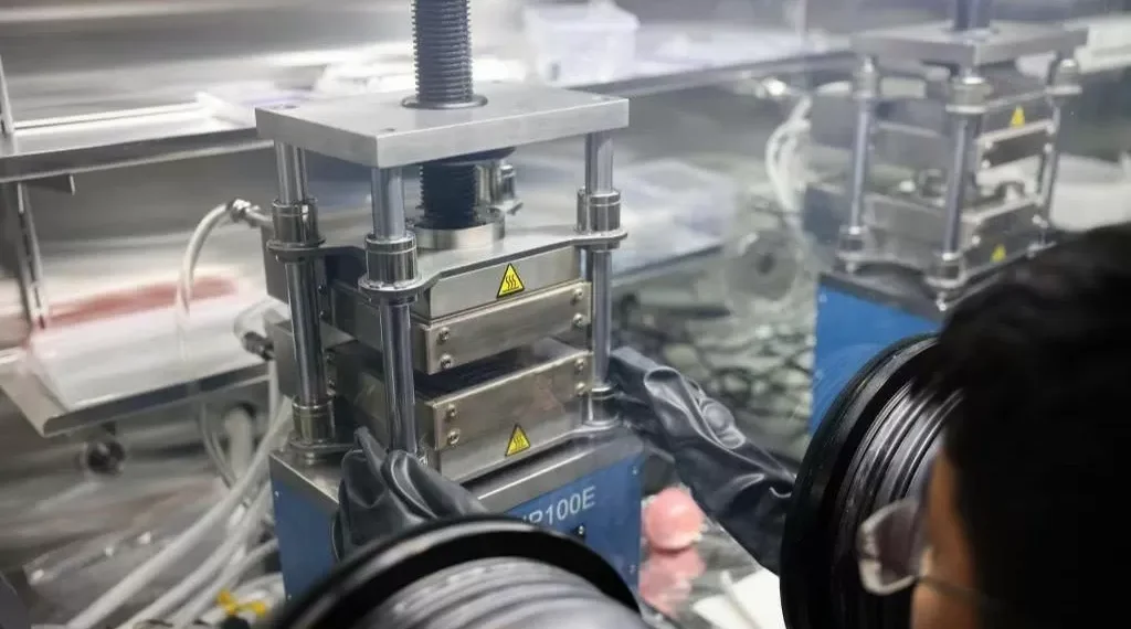 Científicos chinos desarrollan metales bidimensionales de a excepción de de un nanómetro de grosor