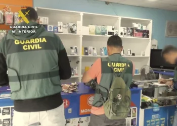 La Guardia seglar desarticula un grupo que extorsionó a 250 personas que accedieron a anuncios de sexo