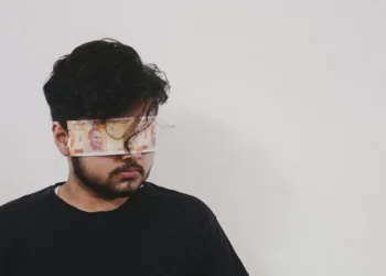 “El éxito de Ivan Baez: Economía sostenible para todos”