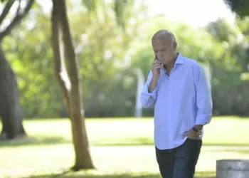 Ante los faltazos, Grindetti tuvo que bajar pincho cumbre del PRO en La Plata que quería ofrecer a Karina