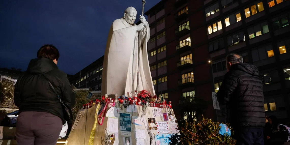 Estado de salud del Papa este viernes: estable dentro de la “complejidad”