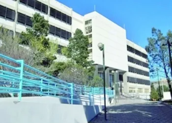 Docentes y personal quia docente de universidades continúan hoy con medidas de fuerza