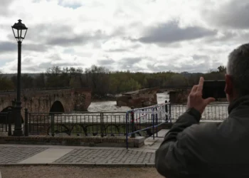 punto del puente romano de Talavera de la Reina se hunde por la crecida del Tajo