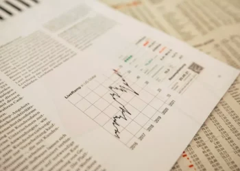 “La Economía en tiempos de crisis: Reflexiones y esperanza”