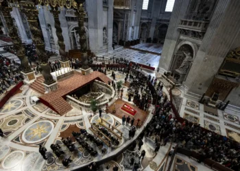 Francisco, cerca de los marginados hasta el final