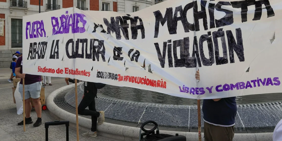 Condenado un padre que agredió a su hija al enterarse de que tenía relaciones sexuales con su pretendiente