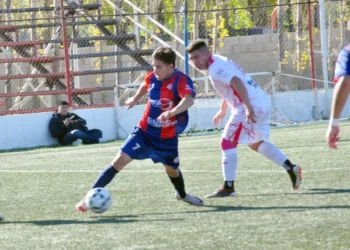 USMA sorprendió a Huracán y se quedó con los tres puntos