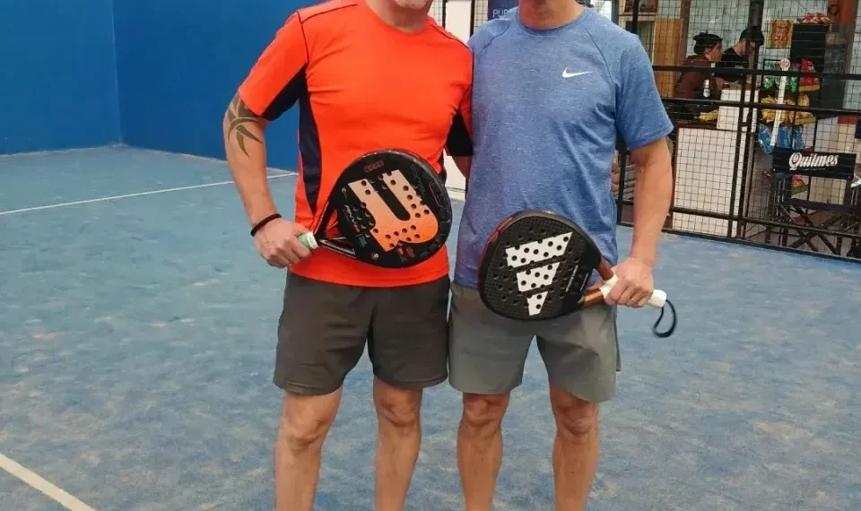 Angosturenses subcampeones en 6ta damas y 7ma libre un pincho fecha más de Neo Padel Tour