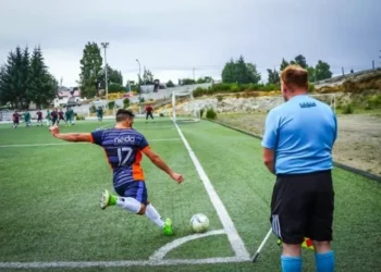 Triunfo de Muelle que buscará estirar la definición del campeonato