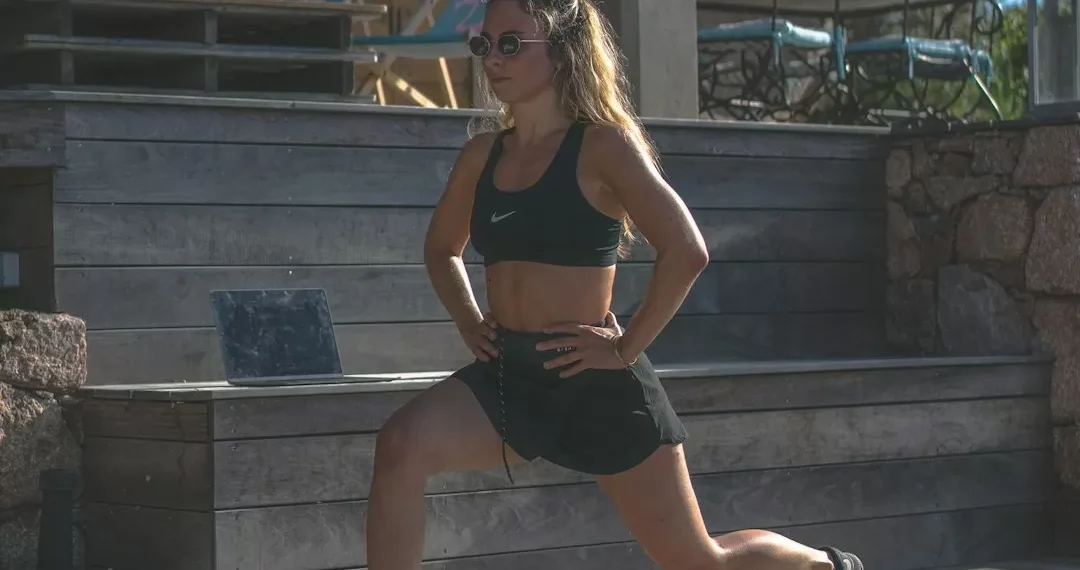 “scubre los secretos de una vida saludable con experto en fitness”