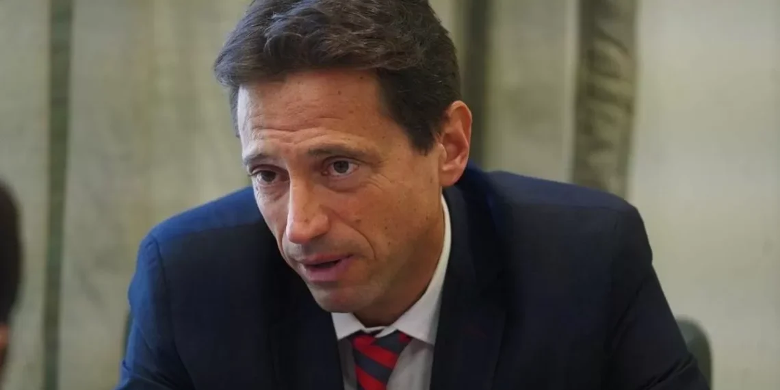 Dos directivos lo denunciaron penalmente