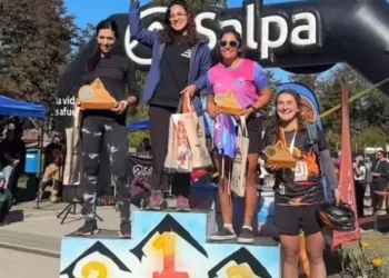 Gran paso de de Travesía de los Cerros en su  la 14ª estampación