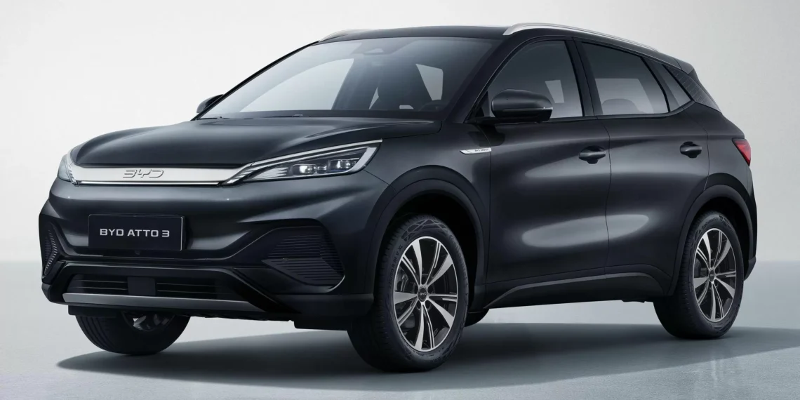 El BYD Atto 3 estrena restyling, mejora su suministro y se hace más eficiente